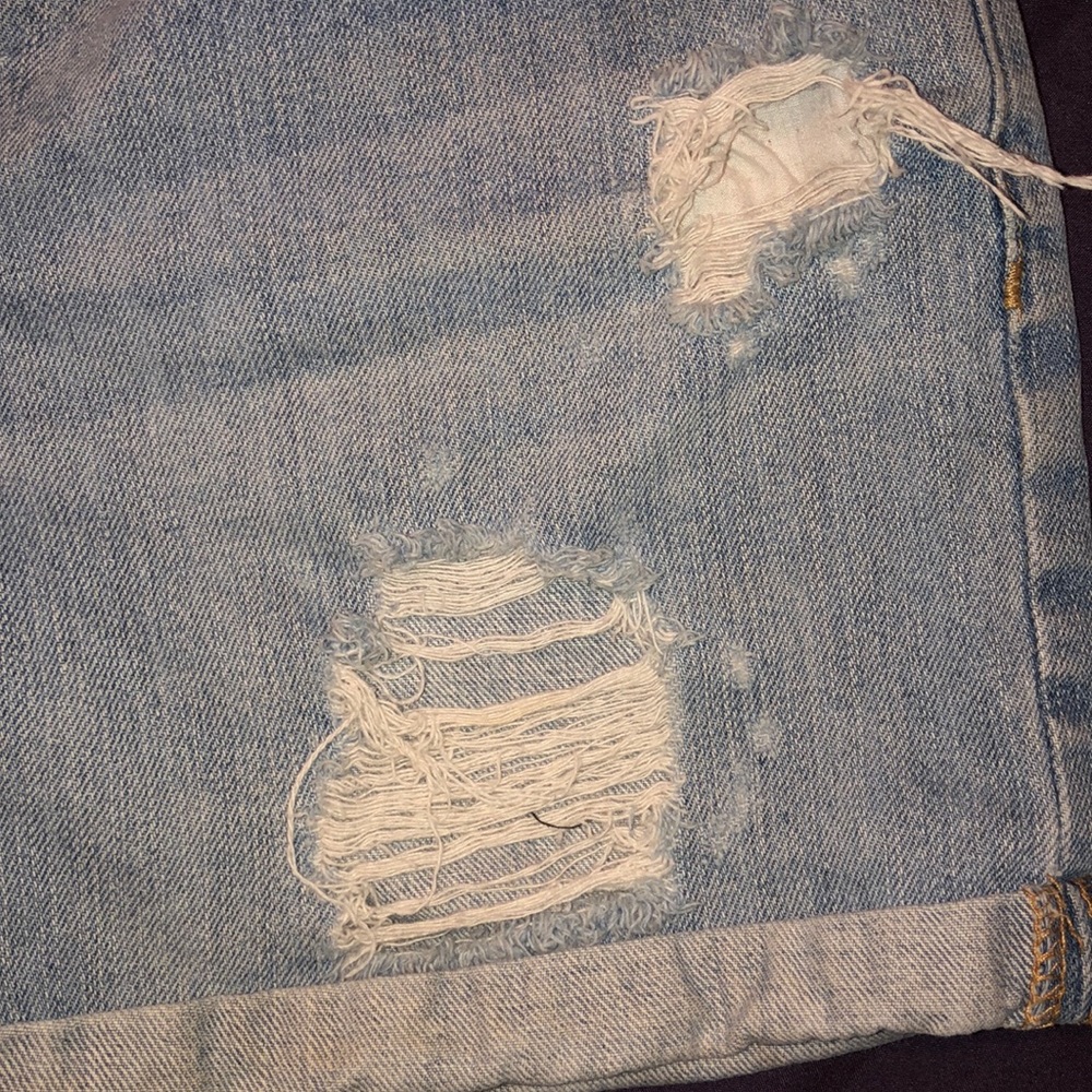 Shorts - Picture 2 of 6